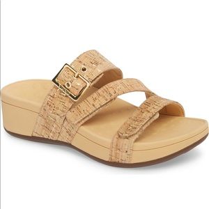 Vionic Rio Orthaheel Slide gold cork sandal - sz 7